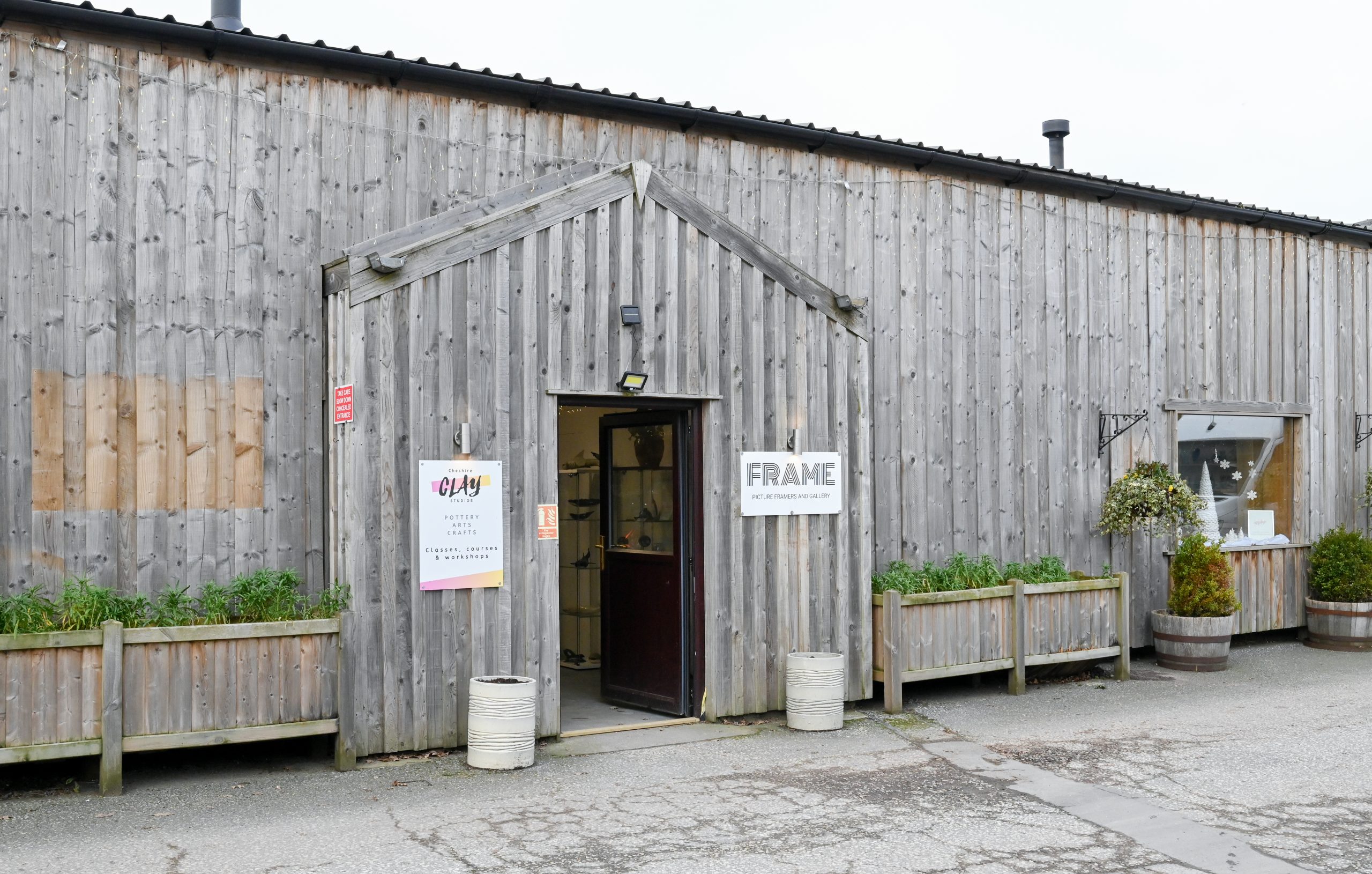 Pottery throwing courses in Cheshire